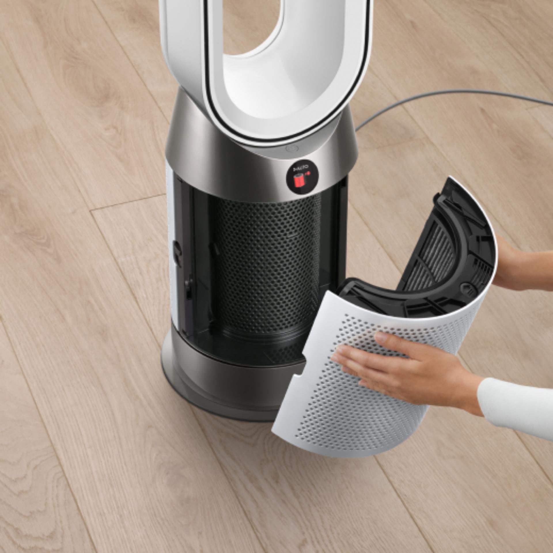 Replacing the filter on the Dyson Purifier Hot+Cool Gen1 purifying fan heater.